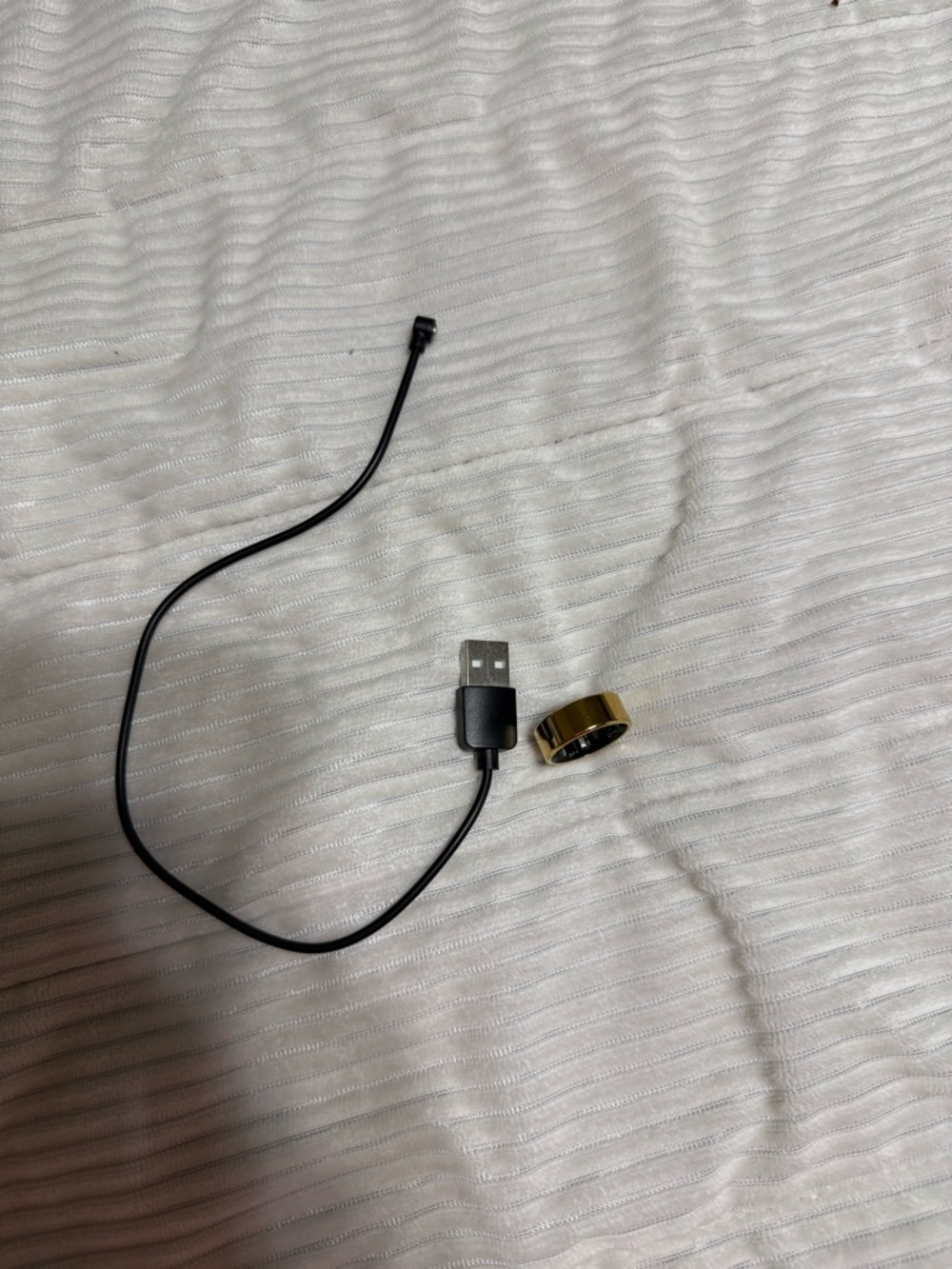 Gold HALO Smart Ring with USB Charging Cable size 9